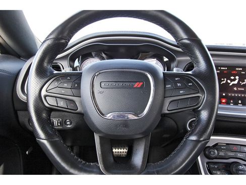 Used 2022 Dodge Challenger R/T Scat Pack image 9