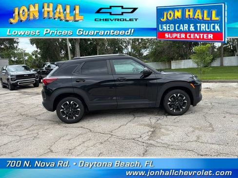 Used 2022 Chevrolet TrailBlazer LT w/ Convenience Package FWD image 14