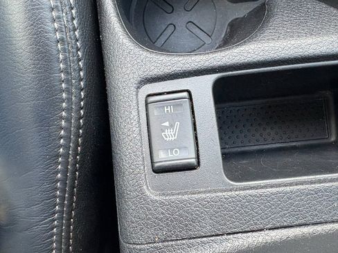 Used 2017 Nissan Rogue SV w/ Midnight Edition Package image 22