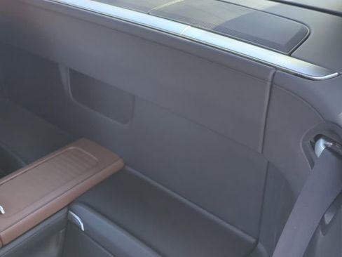 Used 2015 Mercedes-Benz SL 550 image 12