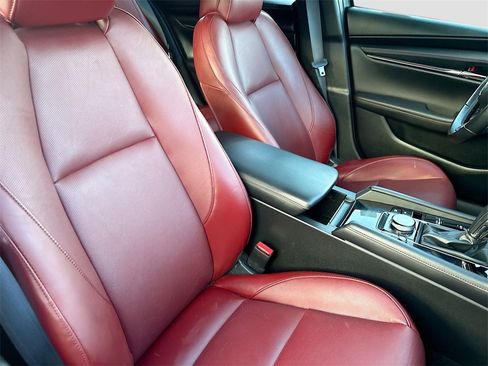 Used 2024 MAZDA MAZDA3 s image 28