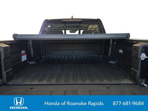 Used 2025 Honda Ridgeline Black Edition image 19