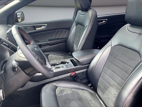 Used 2023 Ford Edge ST-Line AWD/4WD image 20