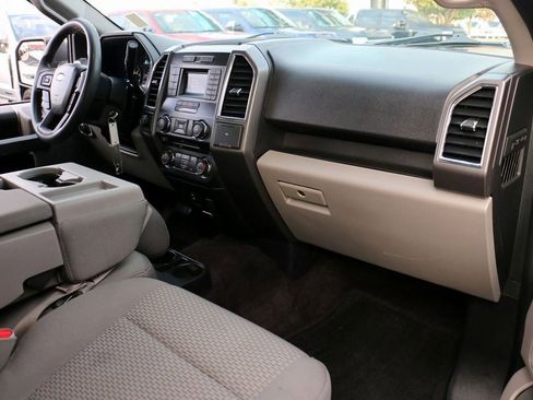 Used 2016 Ford F150 XLT image 34