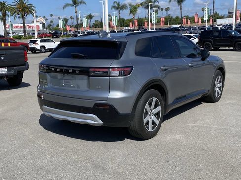 Used 2024 Honda Prologue Touring image 4