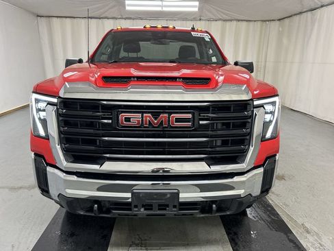 Certified 2024 GMC Sierra 2500 Pro w/ Convenience Package AWD/4WD image 3