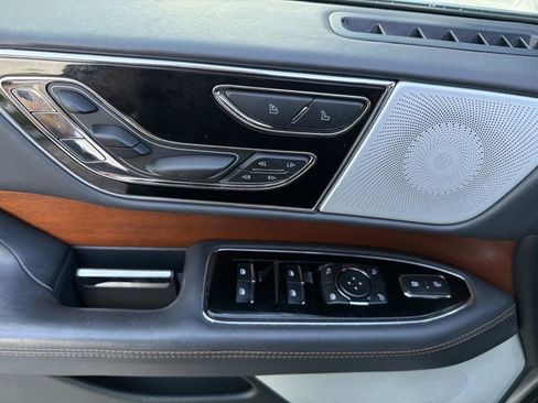 Used 2024 Lincoln Navigator L Black Label image 12