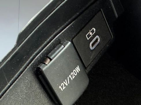 Used 2024 Toyota Corolla LE FWD image 17
