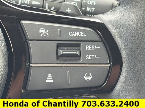 Certified 2024 Honda Pilot Touring image 13
