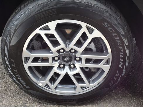 Used 2025 Ford Expedition Max Active AWD/4WD image 61