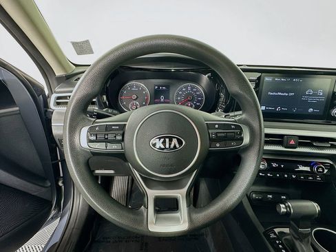 Used 2021 Kia K5 LXS image 12