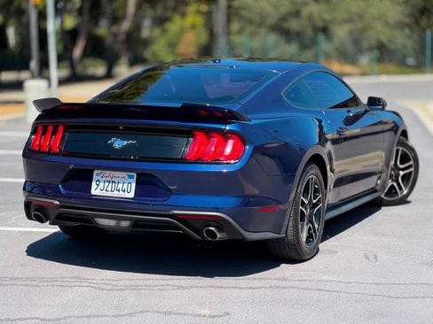 Used 2019 Ford Mustang Premium RWD image 11