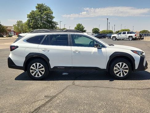 Certified 2025 Subaru Outback Premium AWD/4WD image 5