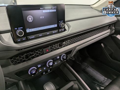 Used 2023 Honda Accord LX image 11