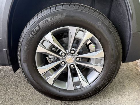 New 2026 Chevrolet Equinox LT w/ Convenience Package II AWD/4WD image 34