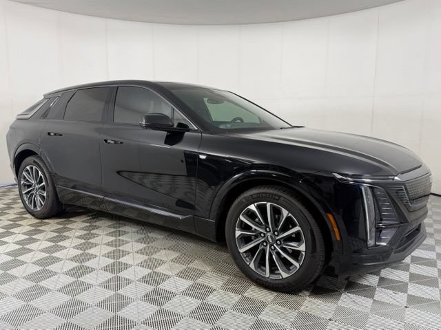 Certified 2024 Cadillac Lyriq Sport AWD/4WD image 11