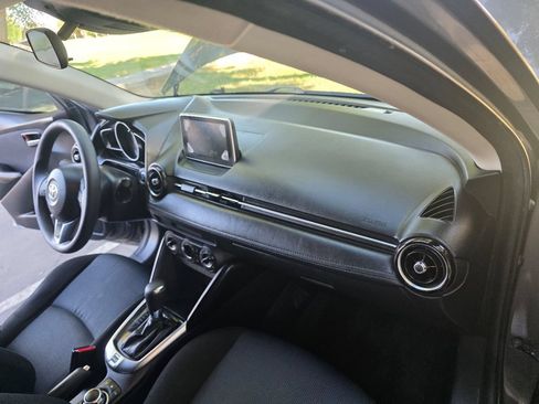 Used 2018 Toyota Yaris iA FWD image 23