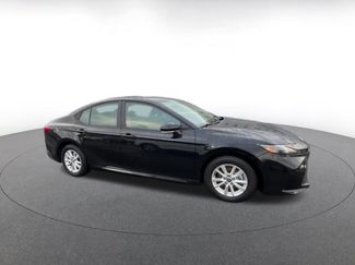 Used 2025 Toyota Camry LE video 2