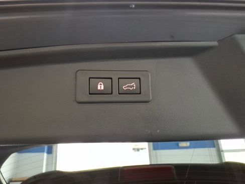 Used 2022 Subaru Outback Limited AWD/4WD image 19