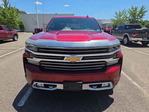 Used 2022 Chevrolet Silverado 1500 High Country w/ Technology Package AWD/4WD image 8