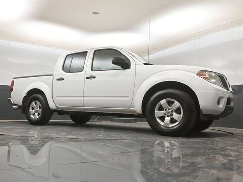 Used 2012 Nissan Frontier SV w/ SV Premium Utility Pkg RWD image 9