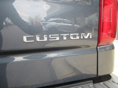 Used 2021 Chevrolet Silverado 1500 Custom Trail Boss image 11