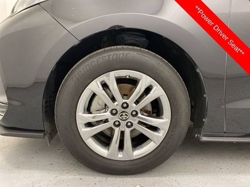 Used 2023 Toyota Sienna XSE w/ XSE Plus Package AWD/4WD image 10