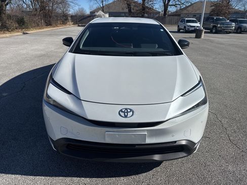Used 2024 Toyota Prius Limited image 3