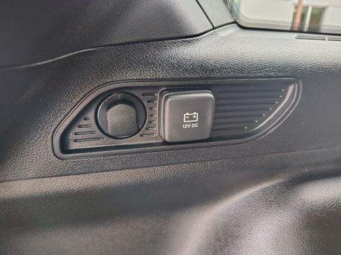 Certified 2024 Jeep Grand Cherokee Altitude AWD/4WD image 13