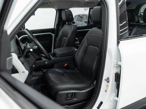 Used 2024 Land Rover Defender 110 S AWD/4WD image 9