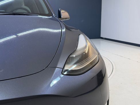 Used 2023 Tesla Model Y Performance AWD/4WD image 11