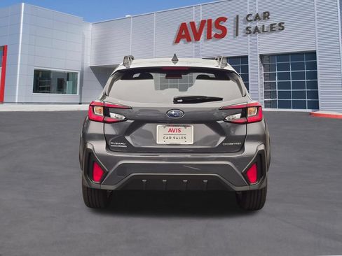 Used 2025 Subaru Crosstrek 2.5i Premium AWD/4WD image 7