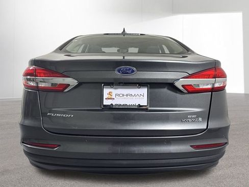 Used 2019 Ford Fusion SE image 30