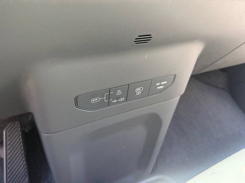 Used 2024 Kia EV9 Wind AWD/4WD image 21