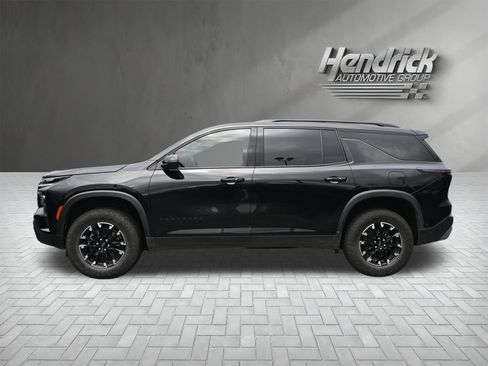 Used 2024 Chevrolet Traverse Z71 w/ Enhanced Driving Package AWD/4WD image 7