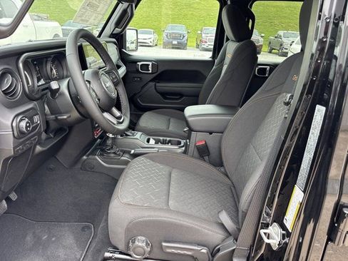 New 2026 Jeep Gladiator Mojave w/ Safety Group AWD/4WD image 14