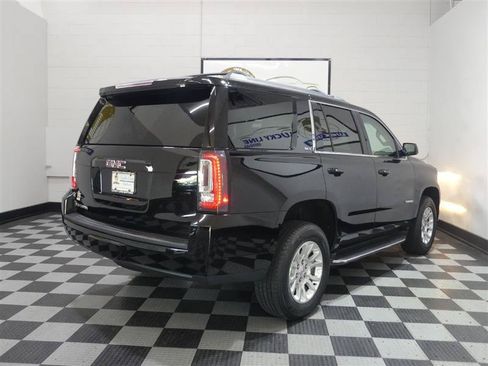 Used 2018 GMC Yukon SLT AWD/4WD image 10