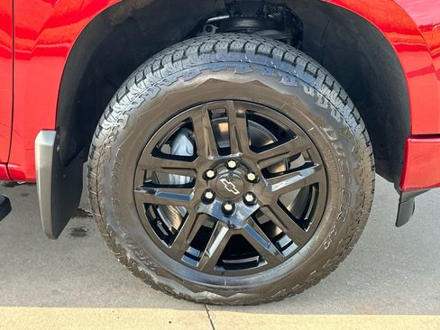 Used 2024 Chevrolet Silverado 1500 RST AWD/4WD image 10