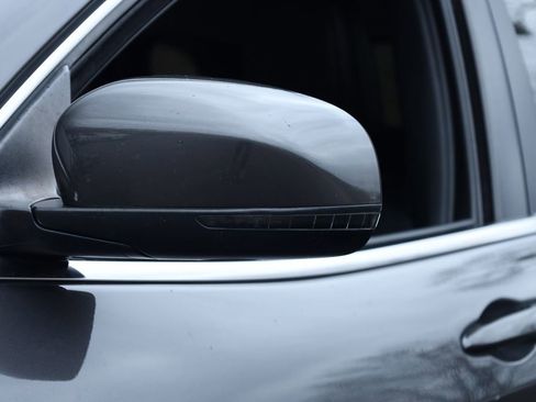 Used 2019 Jeep Cherokee Latitude Plus w/ Cold Weather Group image 20