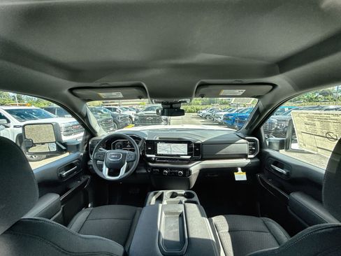 New 2025 GMC Sierra 2500 SLE image 23