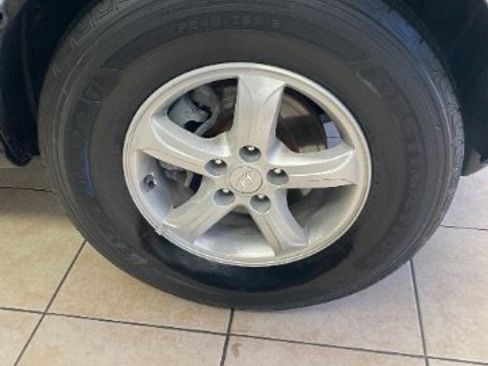 Used 2008 Hyundai Santa Fe GLS FWD image 17