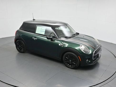 Used 2019 MINI Cooper 2-Door Hardtop image 38