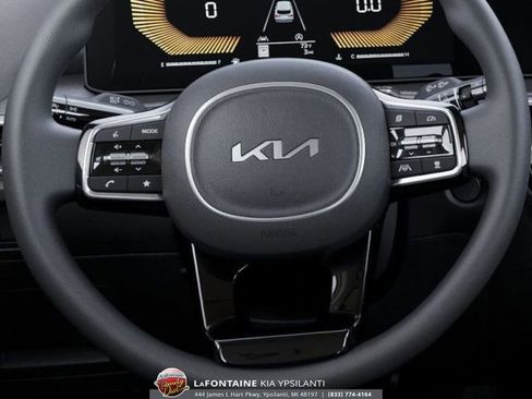 New 2025 Kia Sorento LX FWD image 22