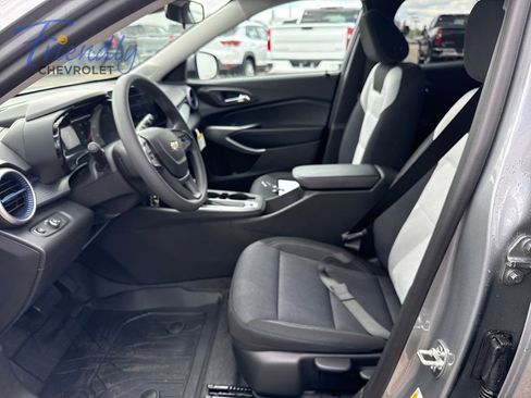 New 2026 Chevrolet Trax LS FWD image 7