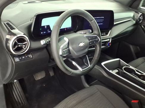 Used 2025 Chevrolet Equinox LT image 15