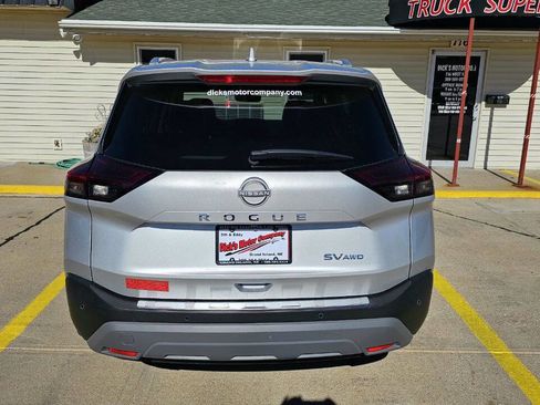 Used 2022 Nissan Rogue SV w/ SV Premium Package image 20