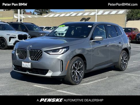 Used 2025 BMW X3 xDrive30i w/ Premium Package AWD/4WD image 1