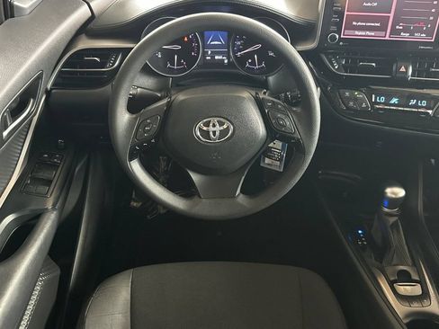 Used 2021 Toyota C-HR LE FWD image 16