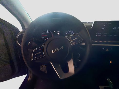 Used 2023 Kia Forte LXS FWD image 18