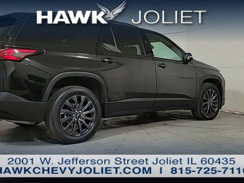 Used 2023 Chevrolet Traverse RS w/ LPO, Floor Liner Package image 6